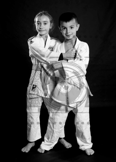 Cours 2 18h15 &#8211; NOIR&#038;BLANC (cours et studio